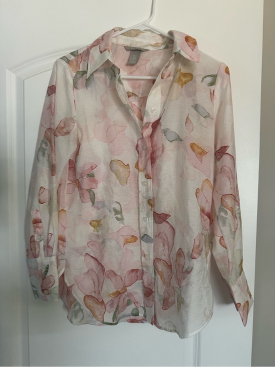 H&M Tops - Lightweight Floral Semi-Sheer Button-Up Blouse - Pink Multi